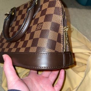 Louis Vuitton Alma BB